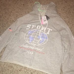 cropped hoodie